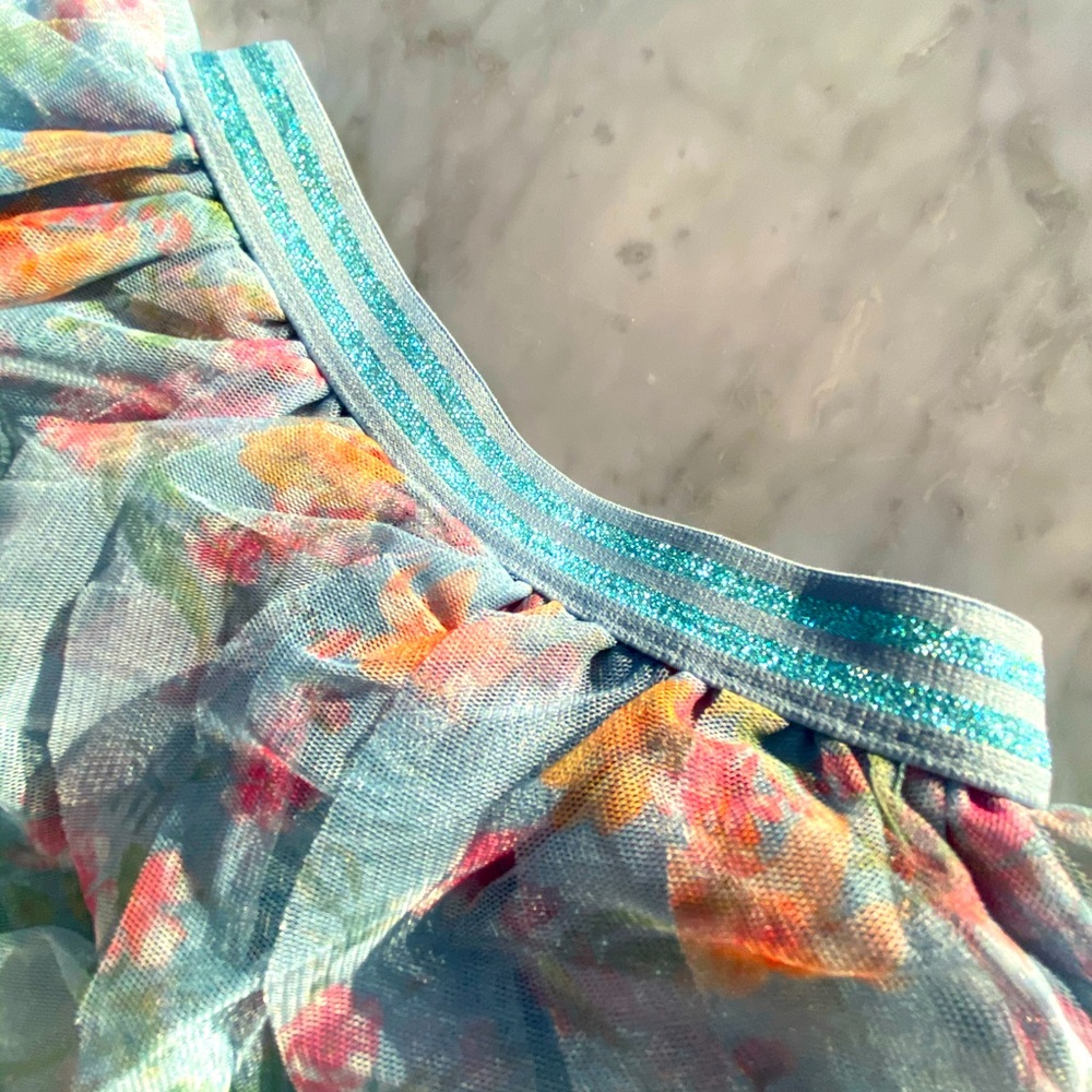 Tutu - Picture 2 of 2
